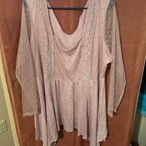 Lace flowy shirt